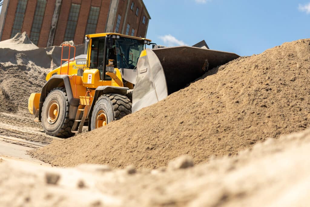 Næstved STen & Grus Hoved-tøjsponsor